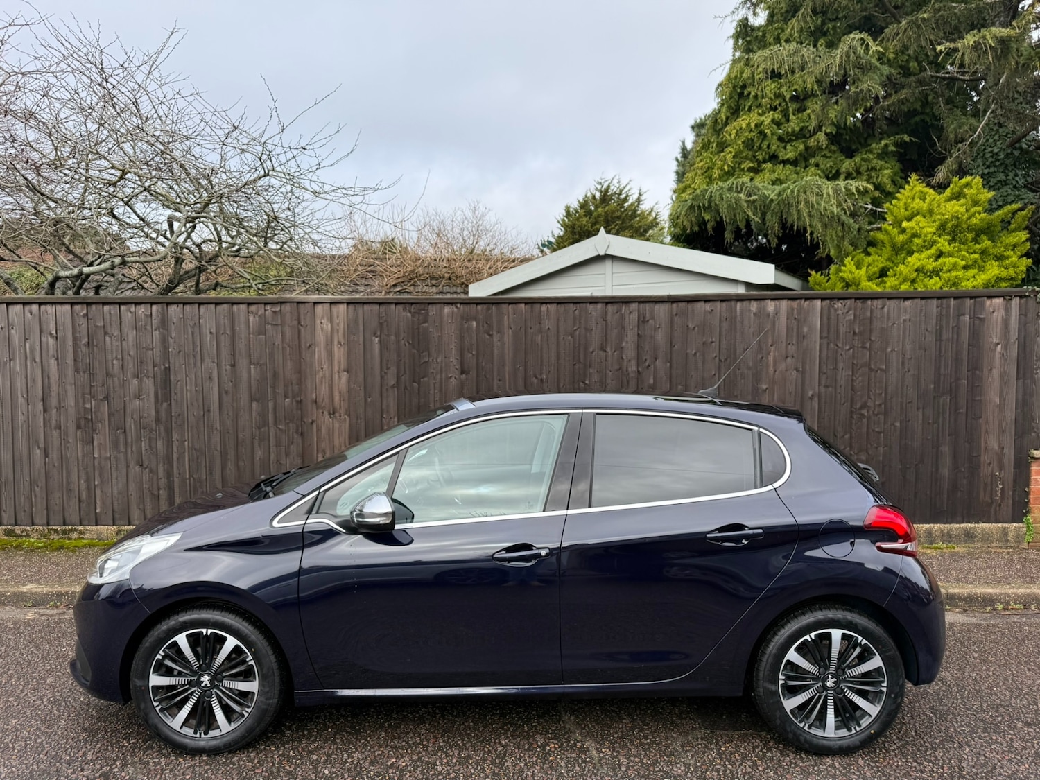 Used Peugeot 208 2016 for sale - 77688251: Photo 5
