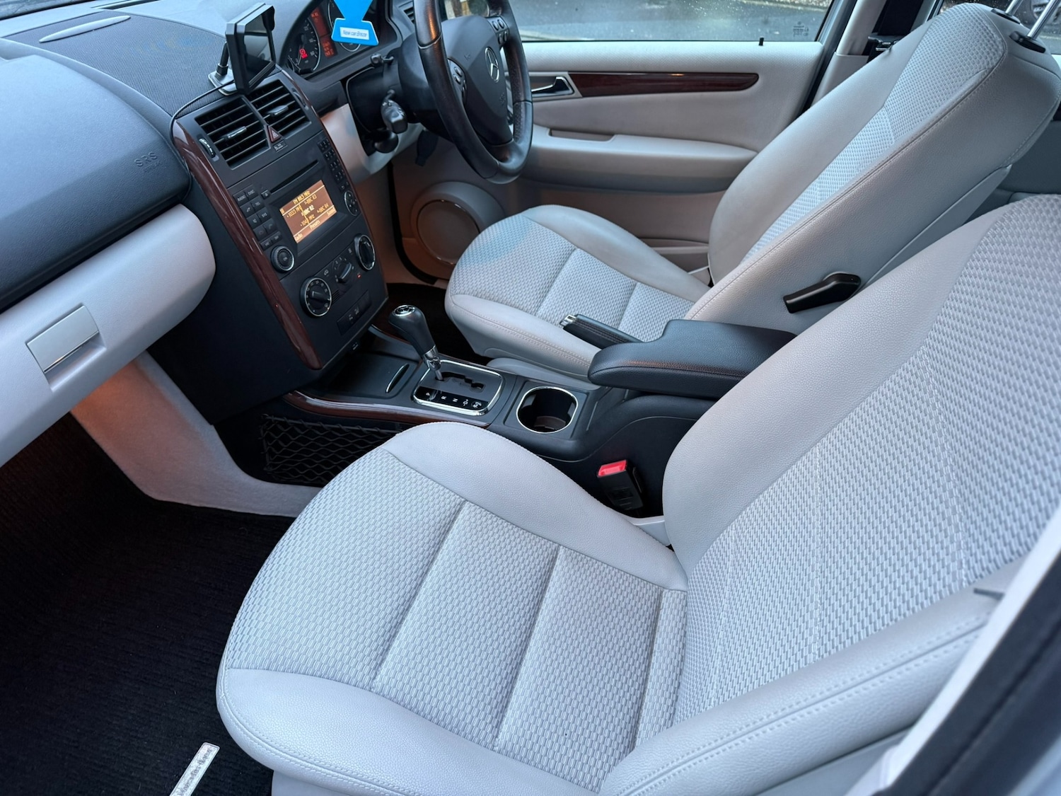 Used Mercedes-Benz A-Class 2010 for sale - 77297118: Photo 10