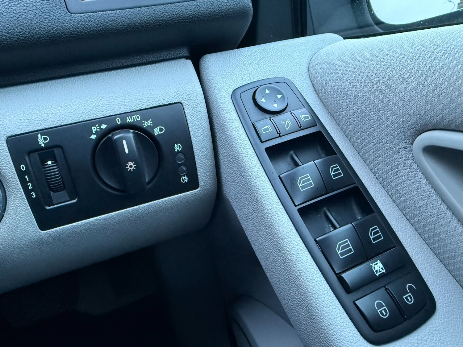 Used Mercedes-Benz A-Class 2010 for sale - 77297118: Photo 17