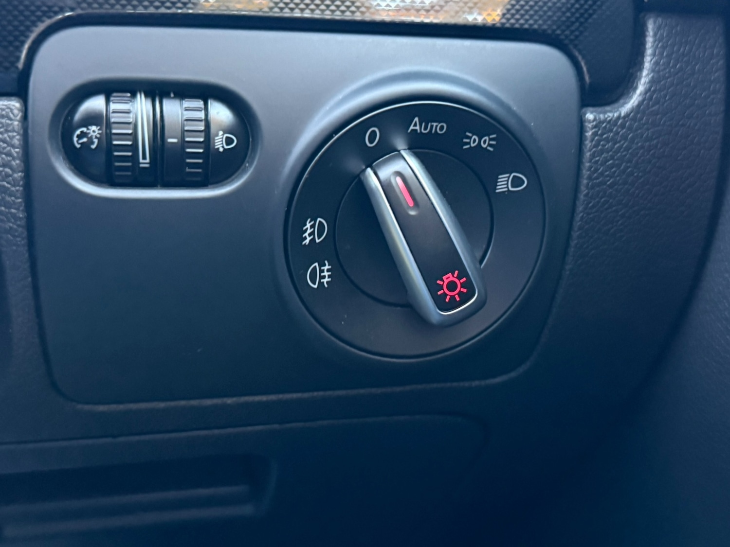 Used Volkswagen Golf 2012 for sale - 77088357: Photo 19