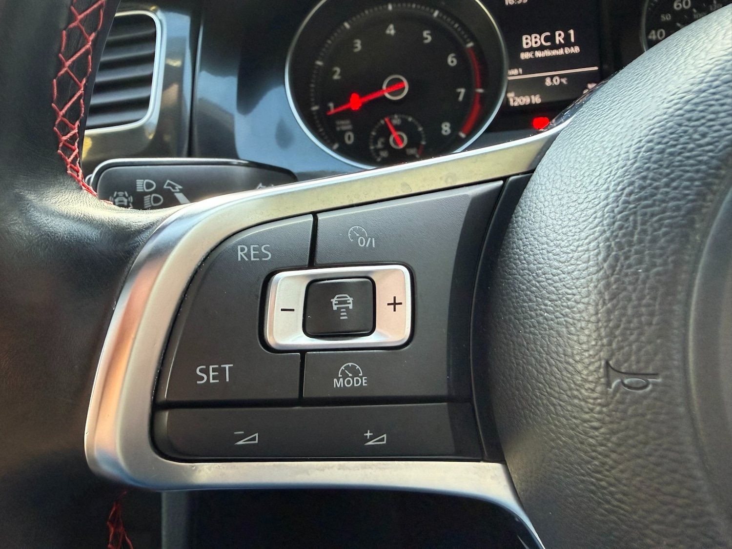 Used Volkswagen Golf 2014 for sale - 77897943: Photo 17