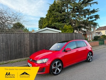 Used Volkswagen Golf 2014 for sale - 77897943: Photo