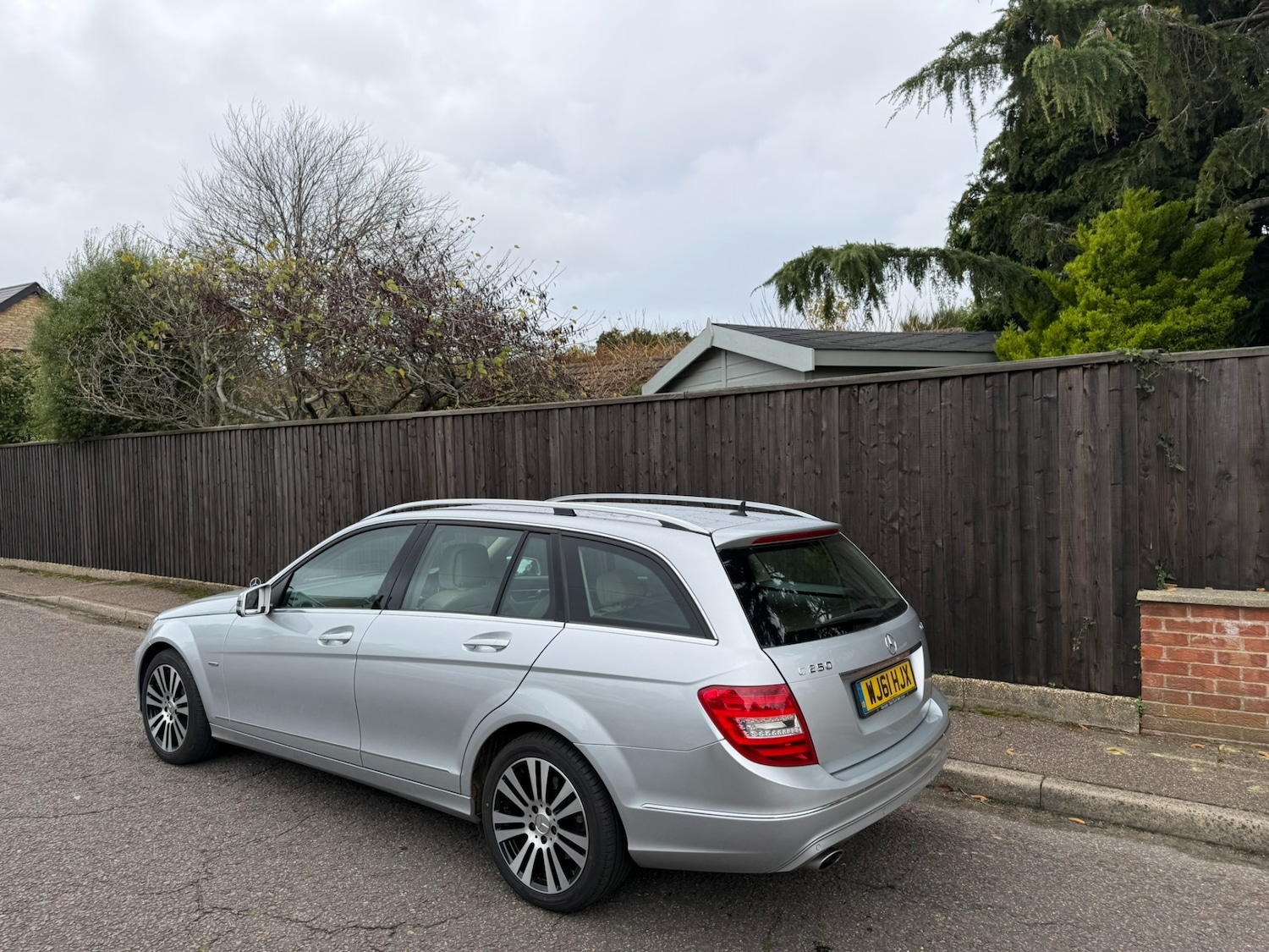 Used Mercedes-Benz C Class 2011 for sale - 76557749: Photo 6