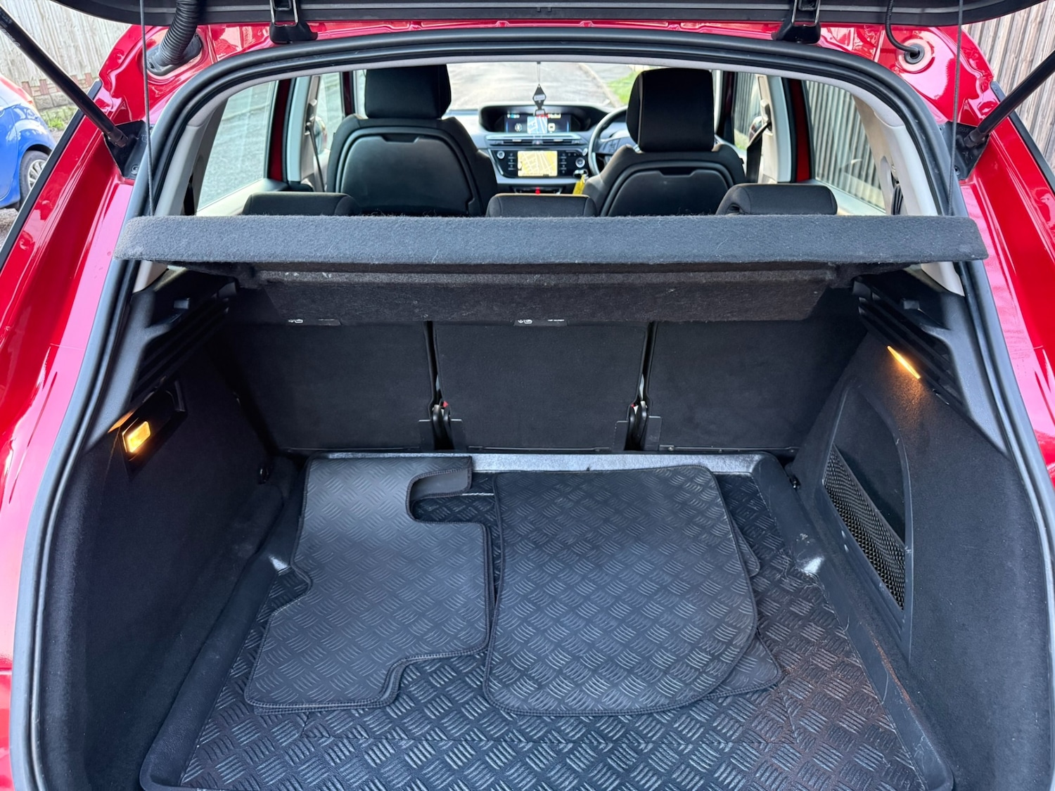 Used Citroen C4 Picasso 2015 for sale - 77240728: Photo 17