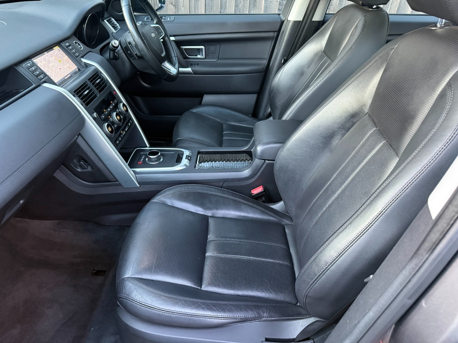 Used Land Rover Discovery Sport 2017 for sale - 77662292: Photo 10