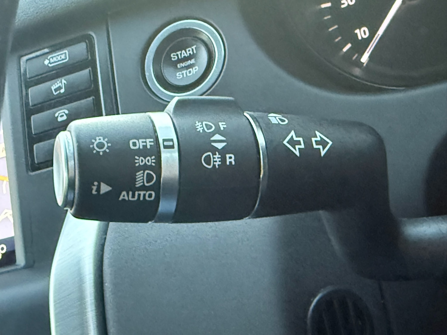 Used Land Rover Discovery Sport 2017 for sale - 77662292: Photo 19