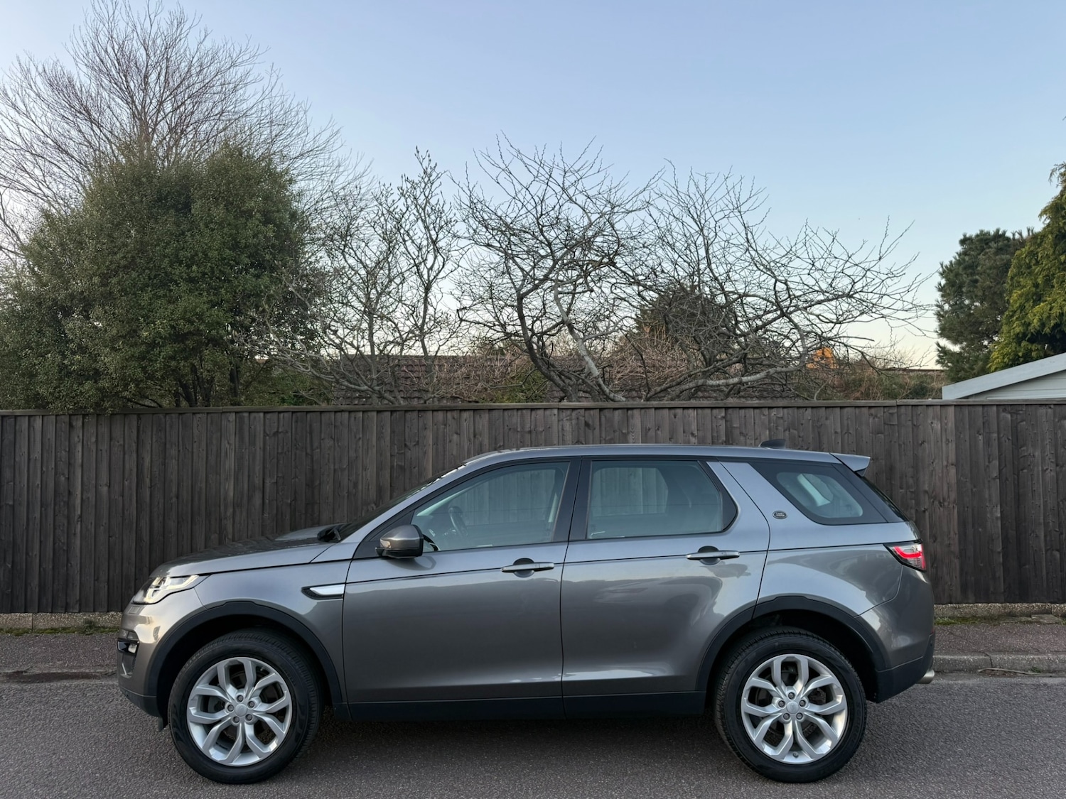 Used Land Rover Discovery Sport 2017 for sale - 77662292: Photo 5