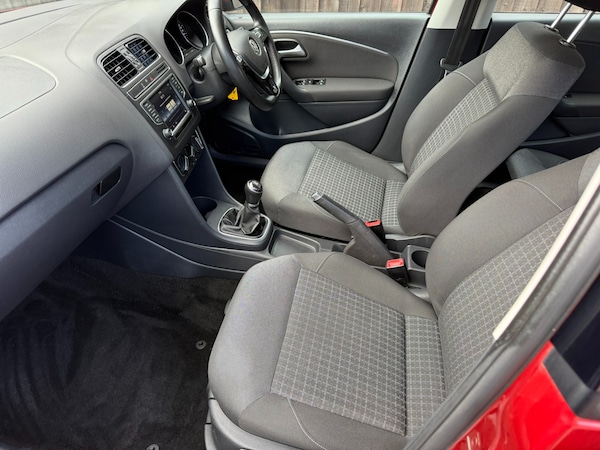 Used Volkswagen Polo 2015 for sale - 76209179: Photo 10