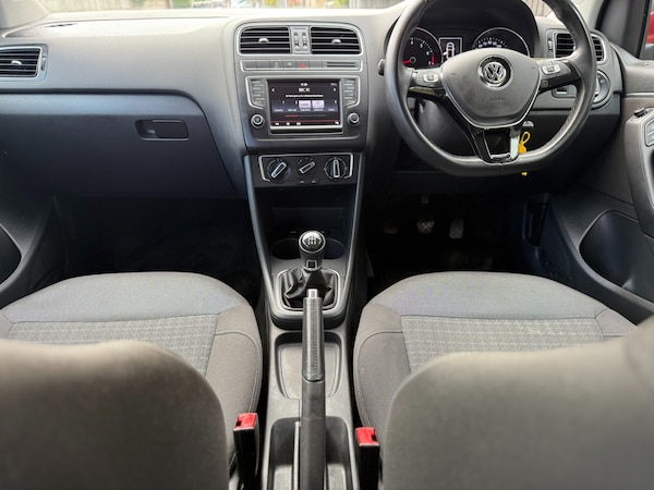 Used Volkswagen Polo 2015 for sale - 76209179: Photo 11