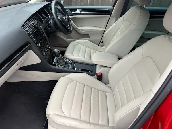 Used Volkswagen Golf 2014 for sale - 75628320: Photo 10