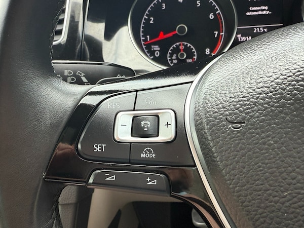 Used Volkswagen Golf 2014 for sale - 75628320: Photo 20