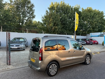 Used Peugeot Partner Tepee 2016 for sale - 79463630: Photo