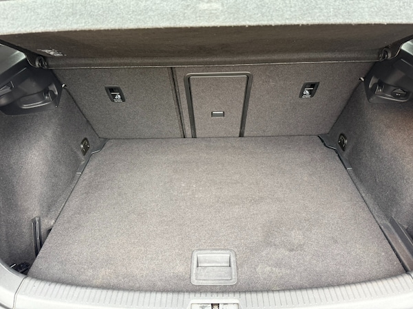 Used Volkswagen Golf 2014 for sale - 76235247: Photo 24