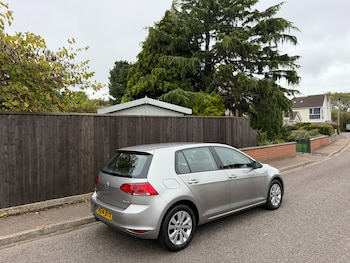 Used Volkswagen Golf 2014 for sale - 76235247: Photo 3