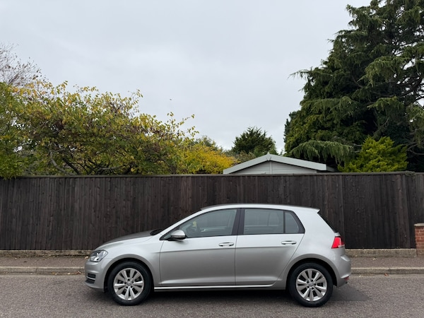 Used Volkswagen Golf 2014 for sale - 76235247: Photo 5
