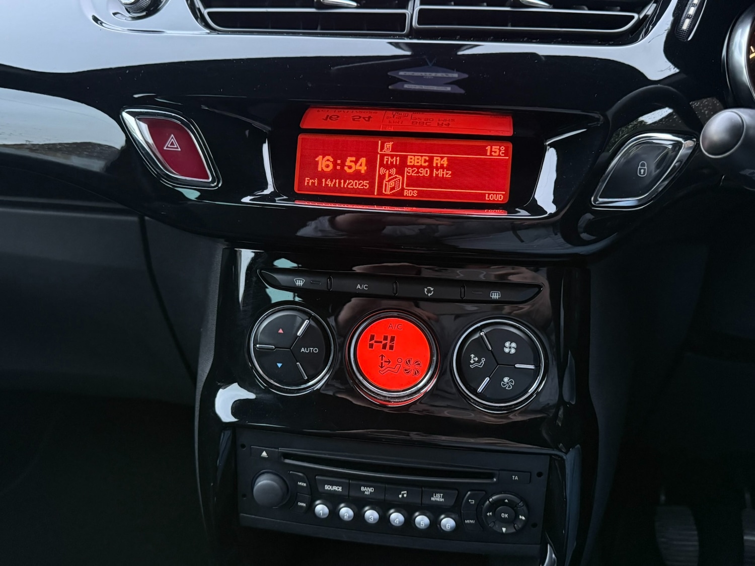 Used Citroen DS3 2013 for sale - 76579851: Photo 14