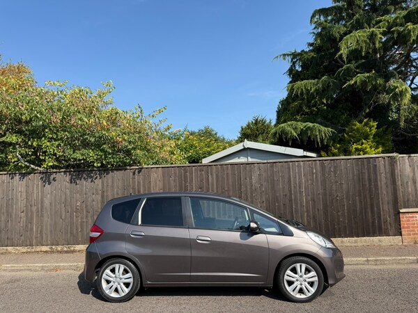 Used Honda Jazz 2015 for sale - 75673614: Photo 2