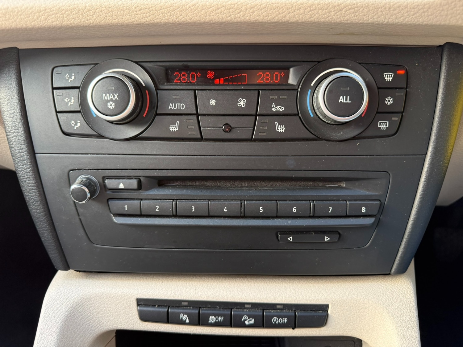 Used BMW X1 2011 for sale - 77311245: Photo 15