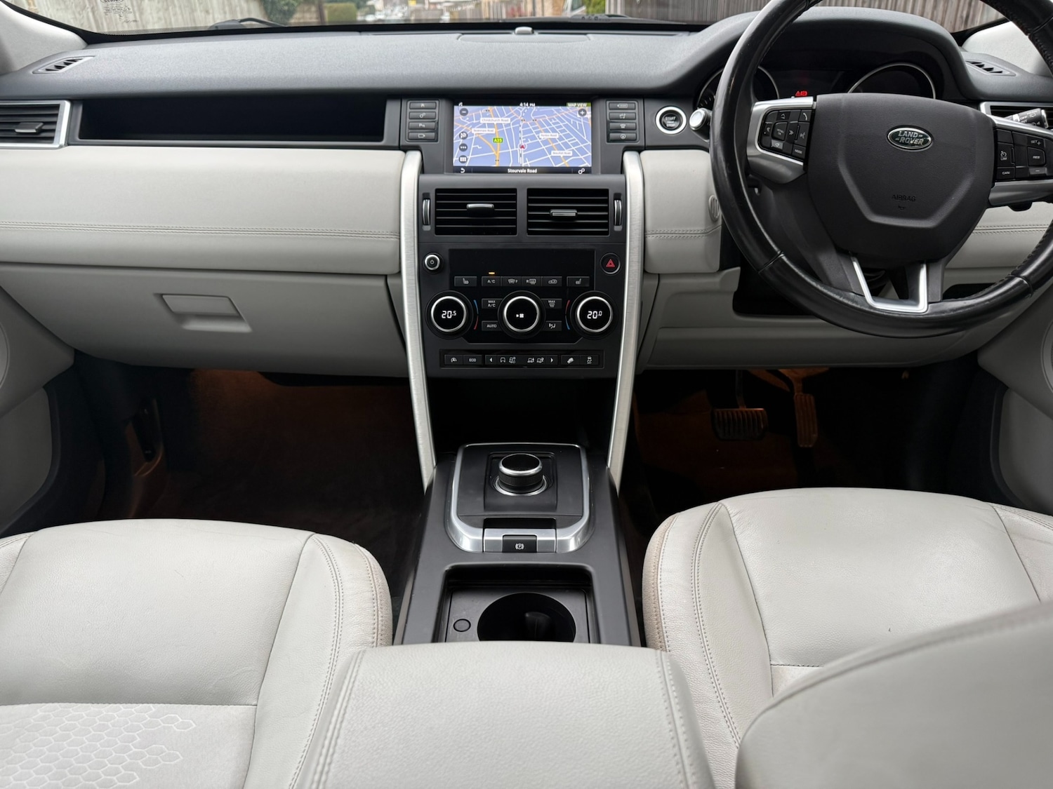 Used Land Rover Discovery Sport 2017 for sale - 77807047: Photo 11