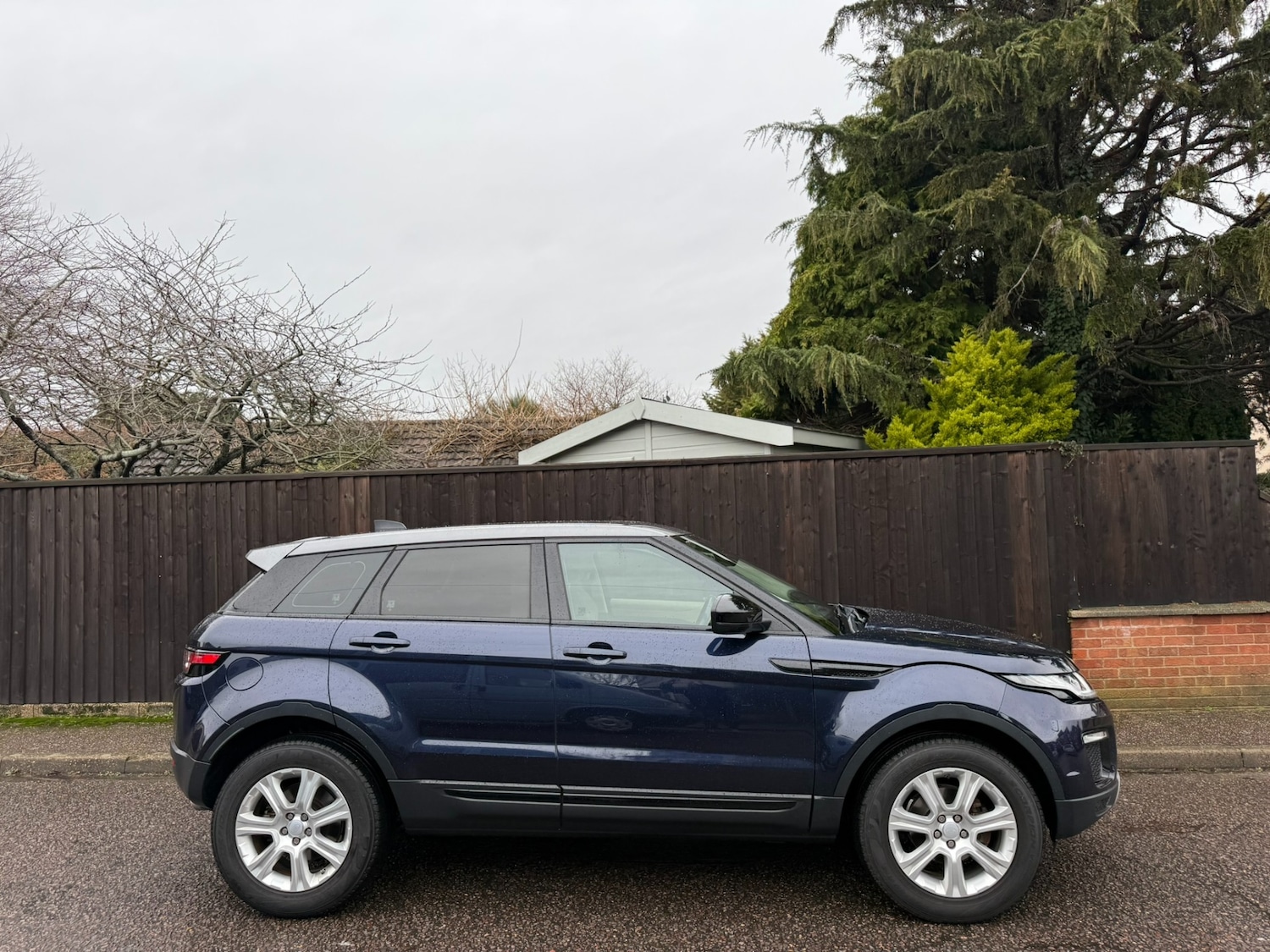 Used Land Rover Range Rover Evoque 2017 for sale - 77288840: Photo 2