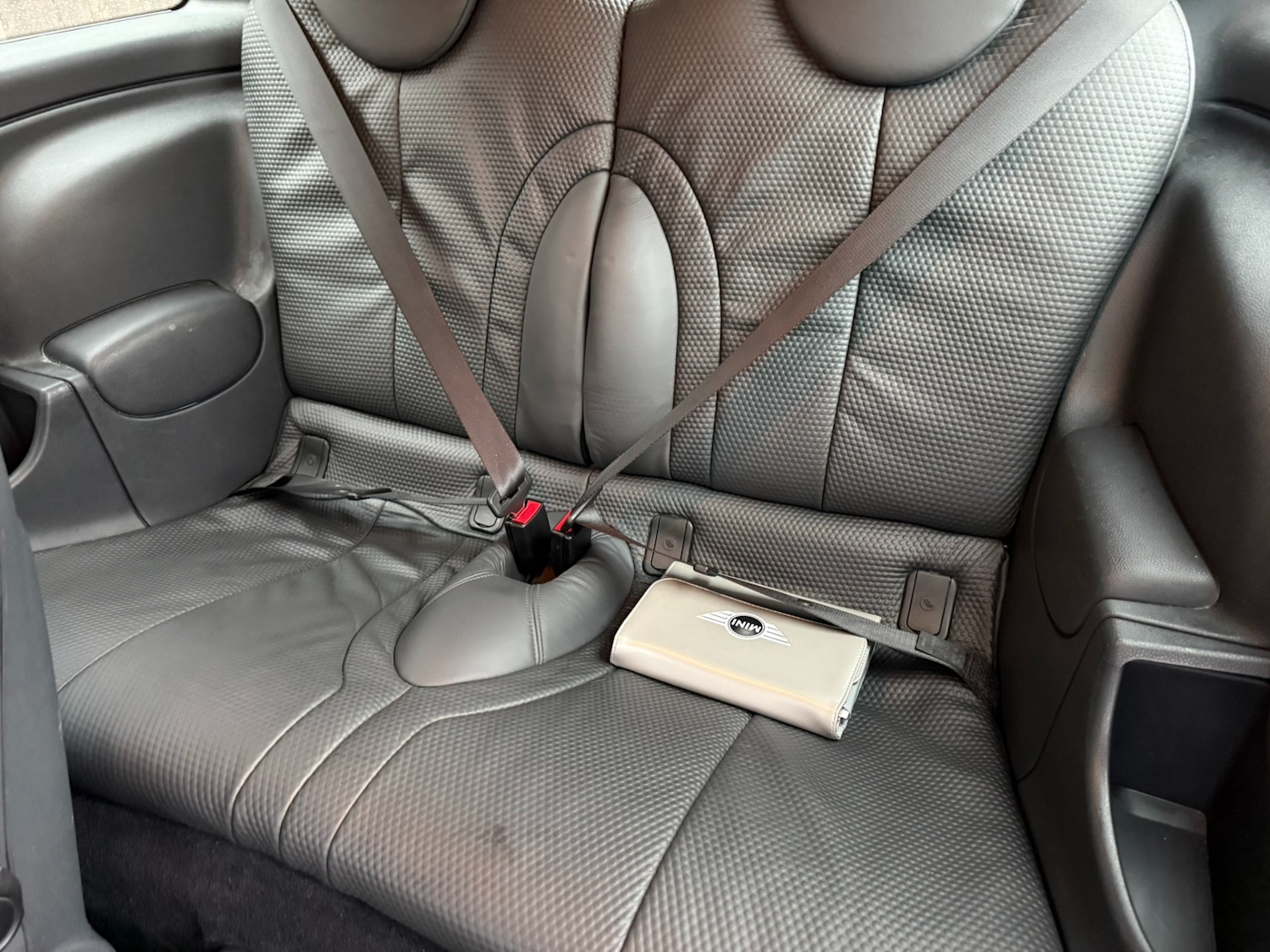 Used MINI Hatch 2004 for sale - 77019504: Photo 12