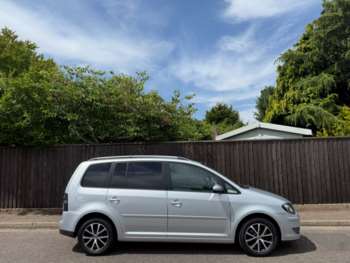 Used Volkswagen Touran 2010 for sale - 75117658: Photo