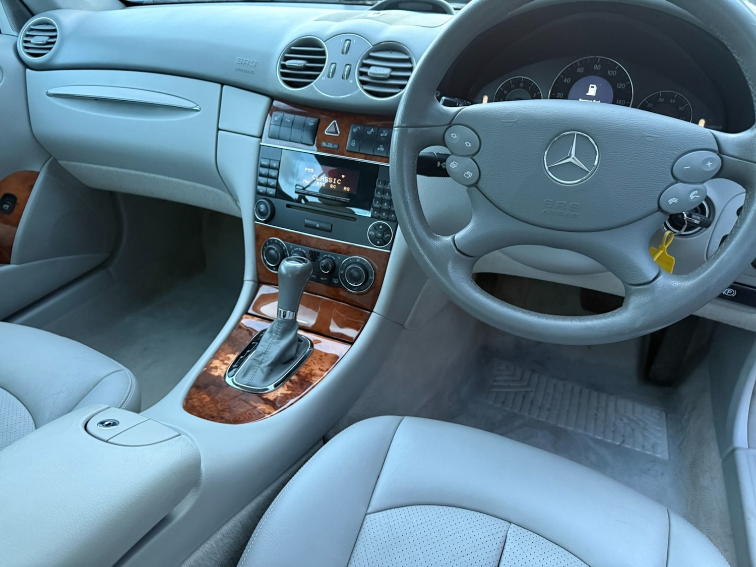 Used Mercedes-Benz CLK 2005 for sale - 77573687: Photo 13