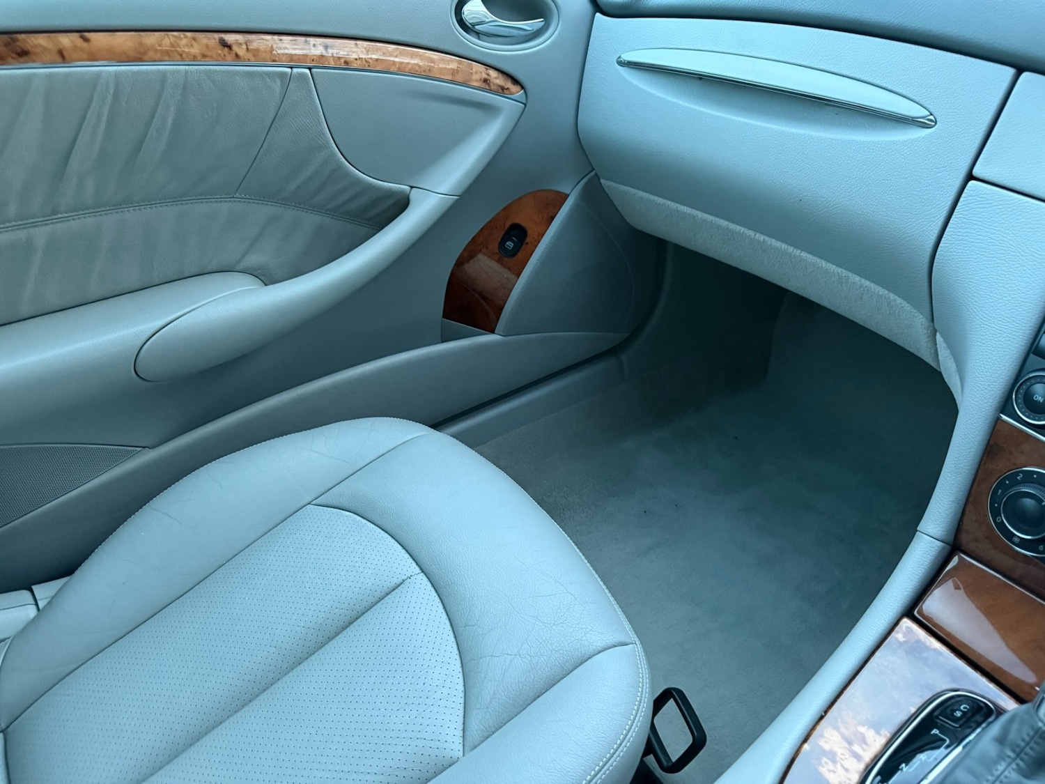 Used Mercedes-Benz CLK 2005 for sale - 77573687: Photo 14