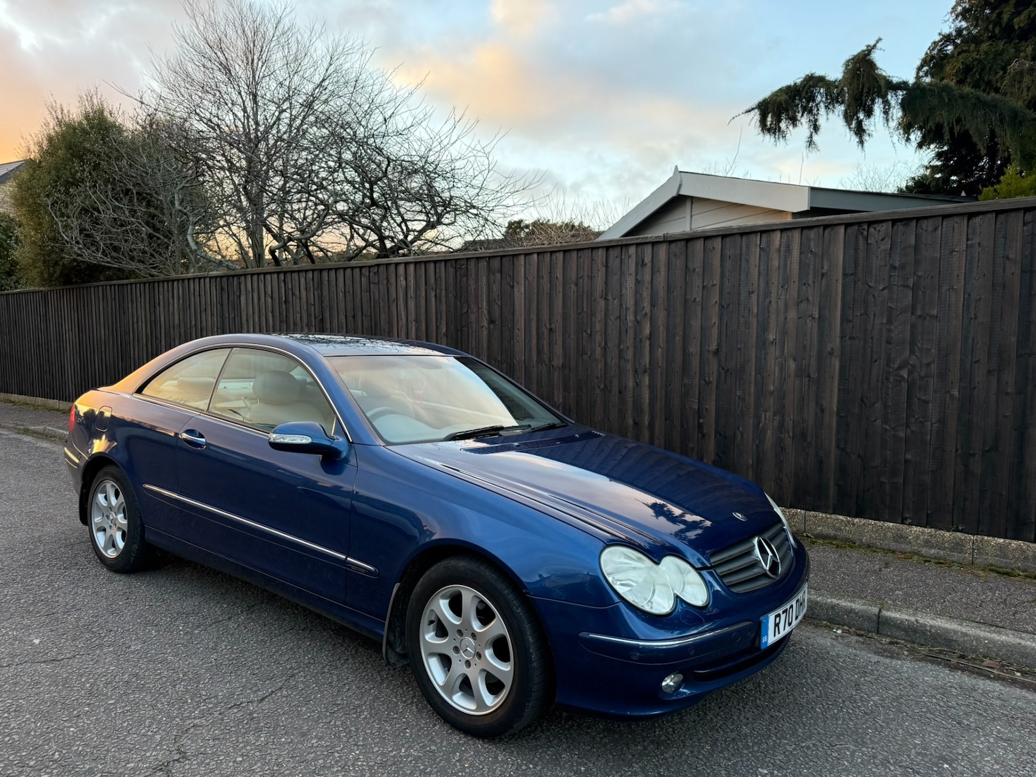 Used Mercedes-Benz CLK 2005 for sale - 77573687: Photo 4