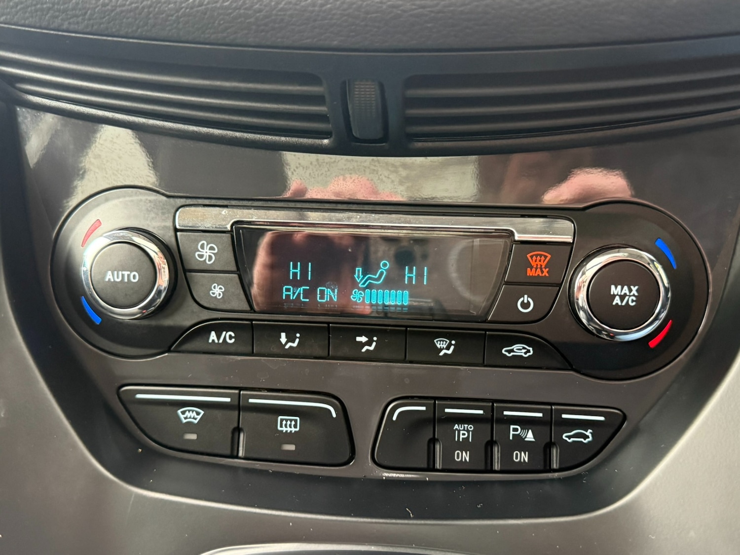 Used Ford Kuga 2014 for sale - 77789487: Photo 18