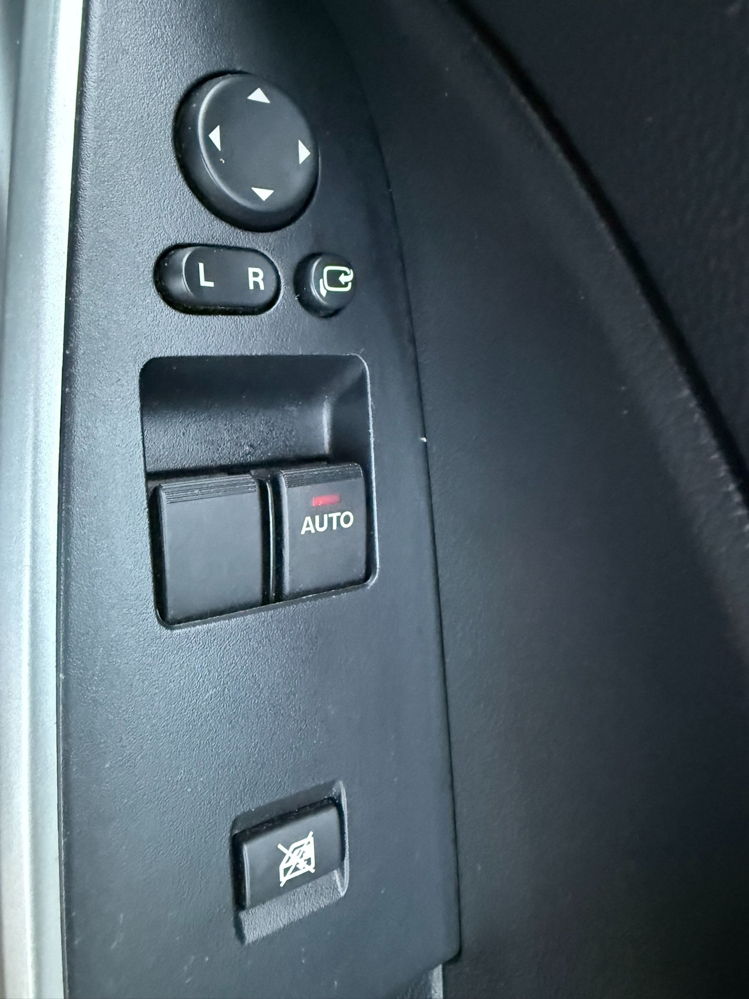 Used Mazda Mazda2 2013 for sale - 77225928: Photo 17