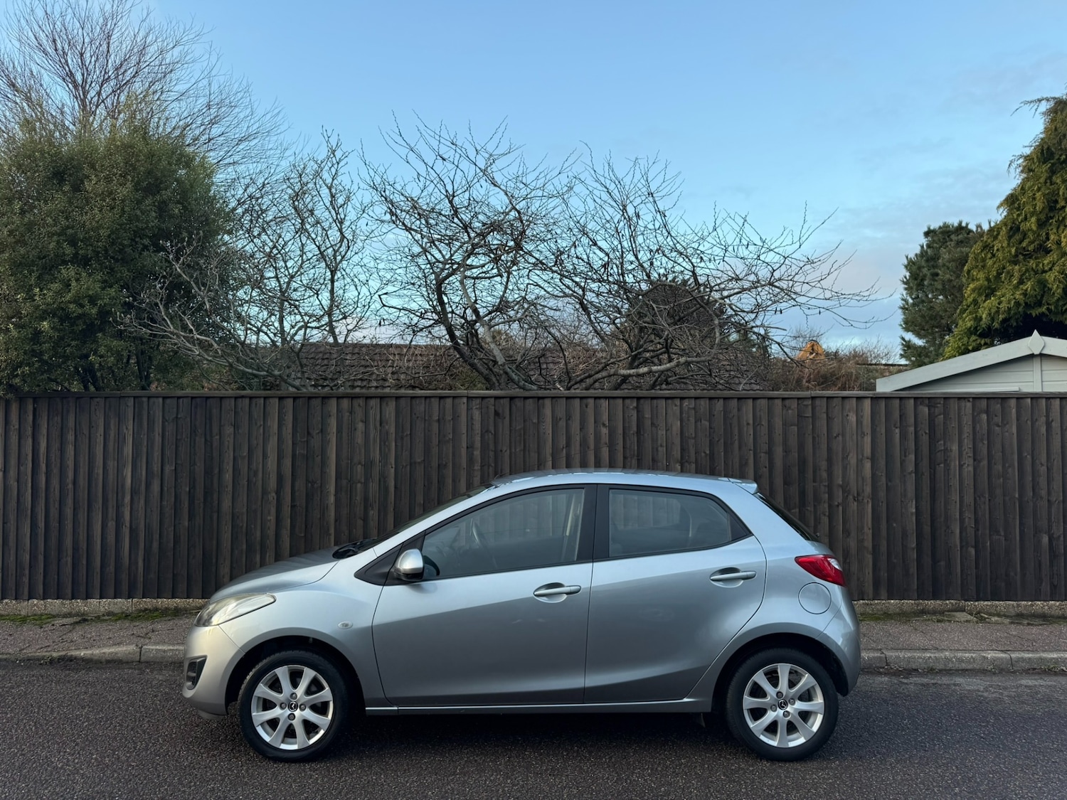 Used Mazda Mazda2 2013 for sale - 77225928: Photo 5