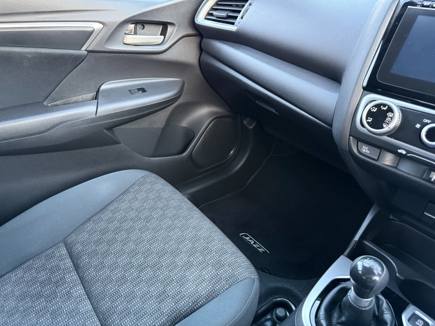 Used Honda Jazz 2016 for sale - 77954321: Photo 20