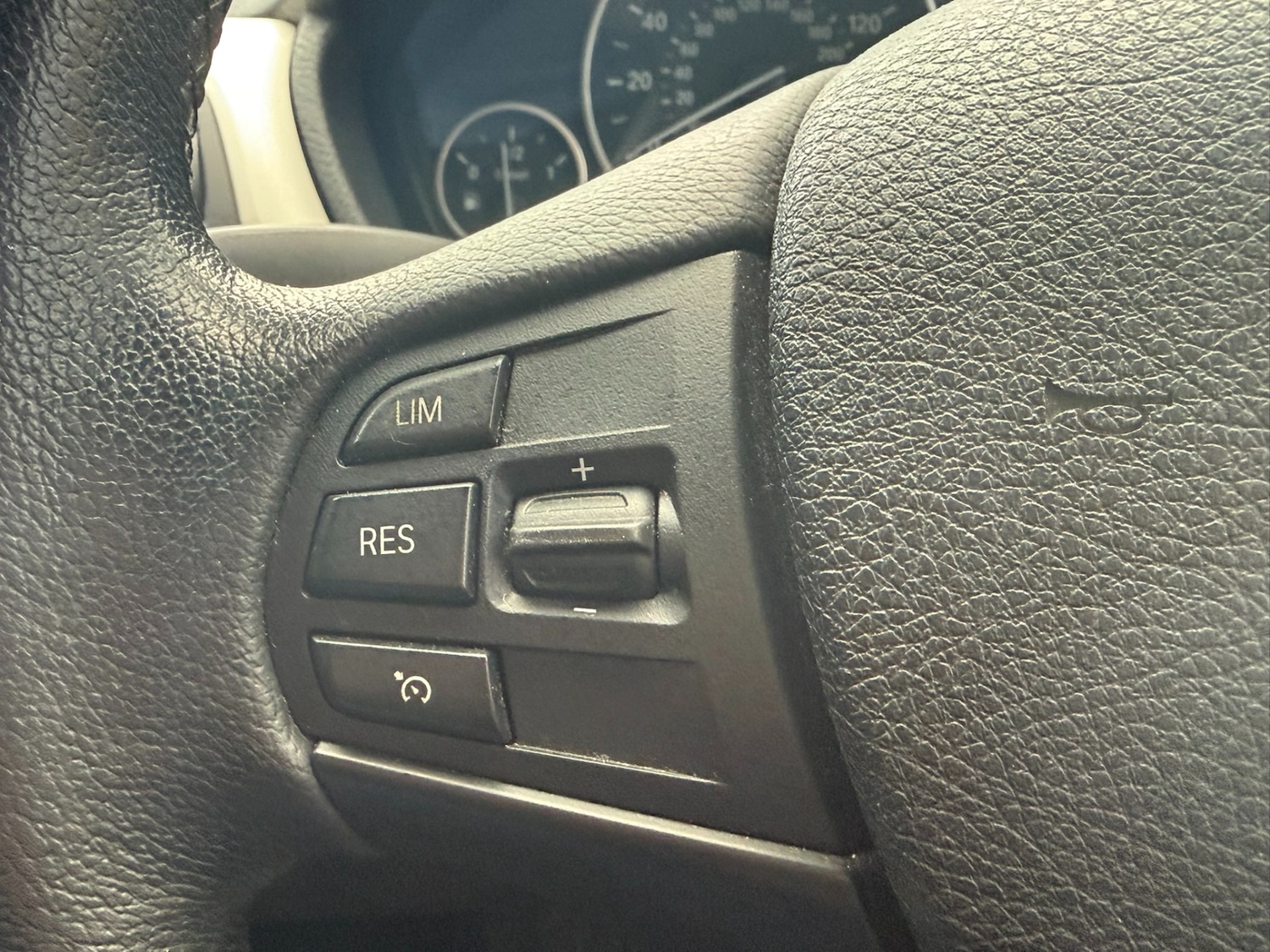 Used BMW 3 Series 2015 for sale - 77393423: Photo 17