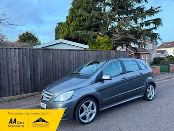 Used Mercedes-Benz B Class 2010 for sale - 77573166: Photo