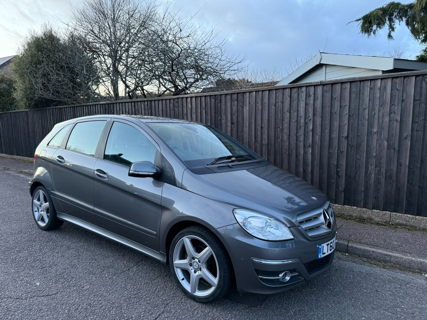 Used Mercedes-Benz B Class 2010 for sale - 77573166: Photo 4