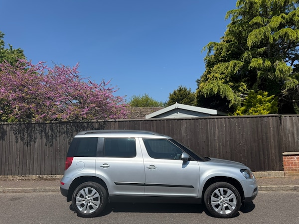 Used Skoda Yeti 2015 for sale - 74502351: Photo 2