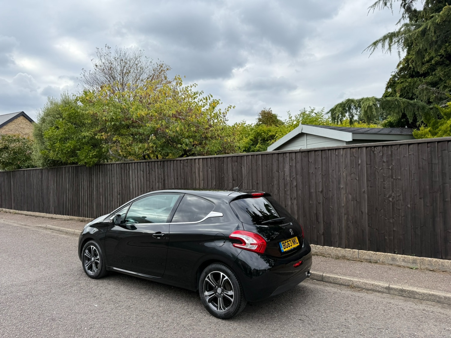 Used Peugeot 208 2013 for sale - 76088891: Photo 6