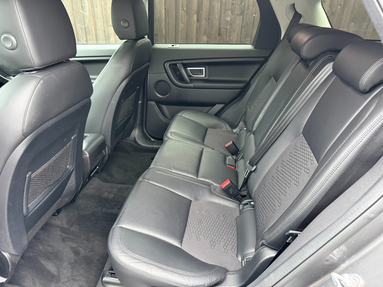 Used Land Rover Discovery Sport 2017 for sale - 77319313: Photo 13