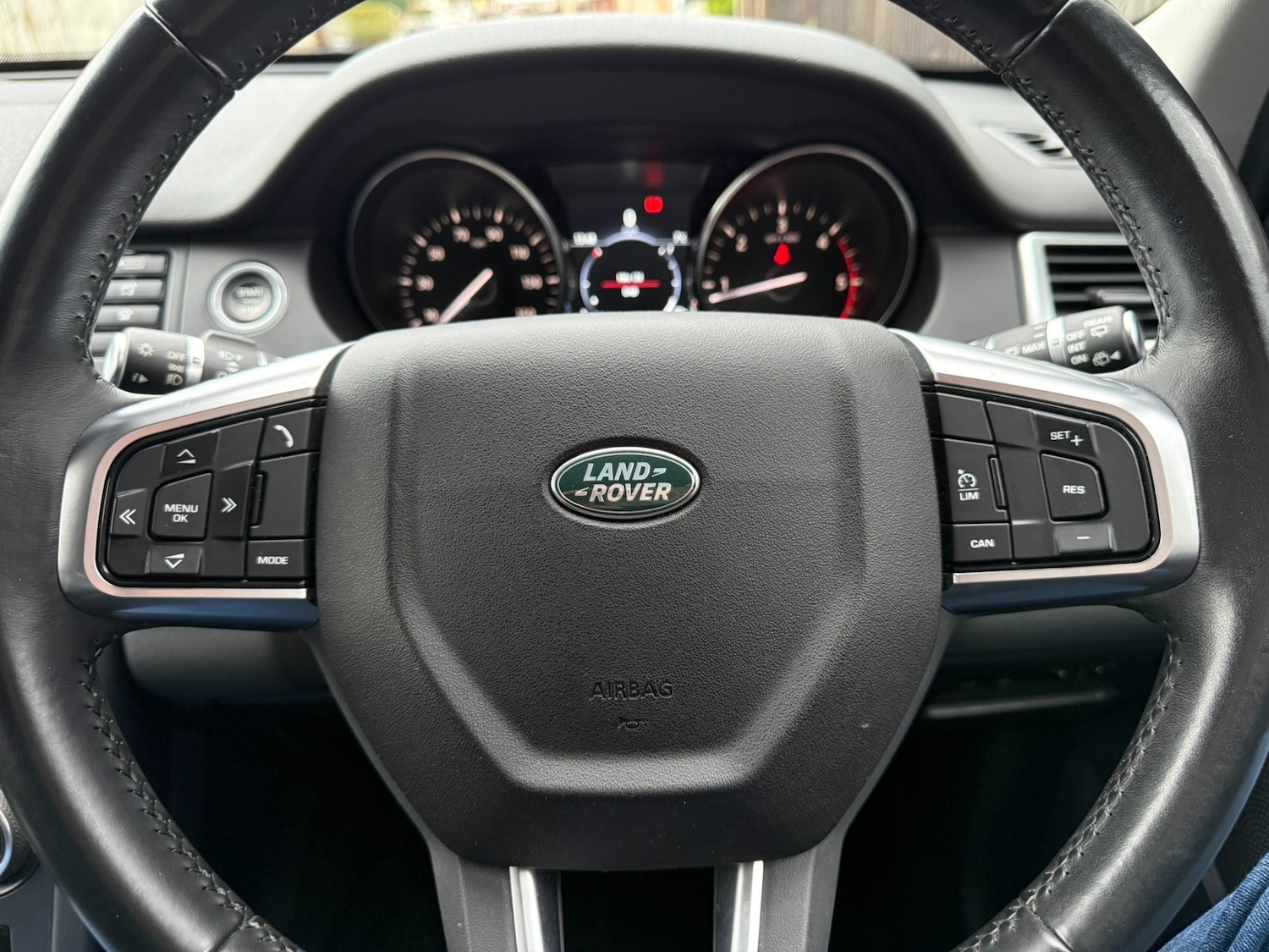 Used Land Rover Discovery Sport 2017 for sale - 77319313: Photo 16