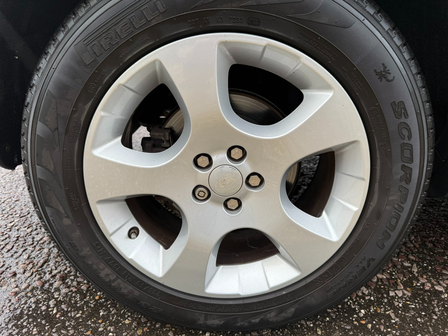 Used Land Rover Discovery Sport 2017 for sale - 77319313: Photo 21