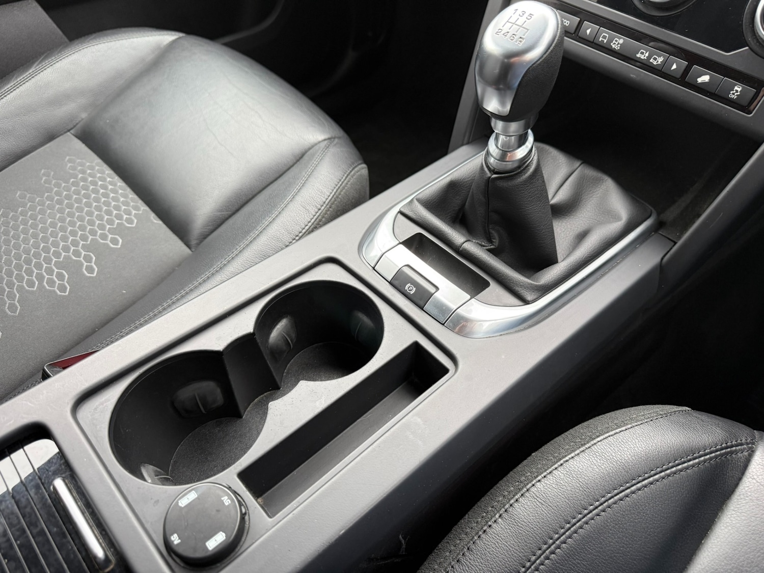 Used Land Rover Discovery Sport 2017 for sale - 77319313: Photo 8