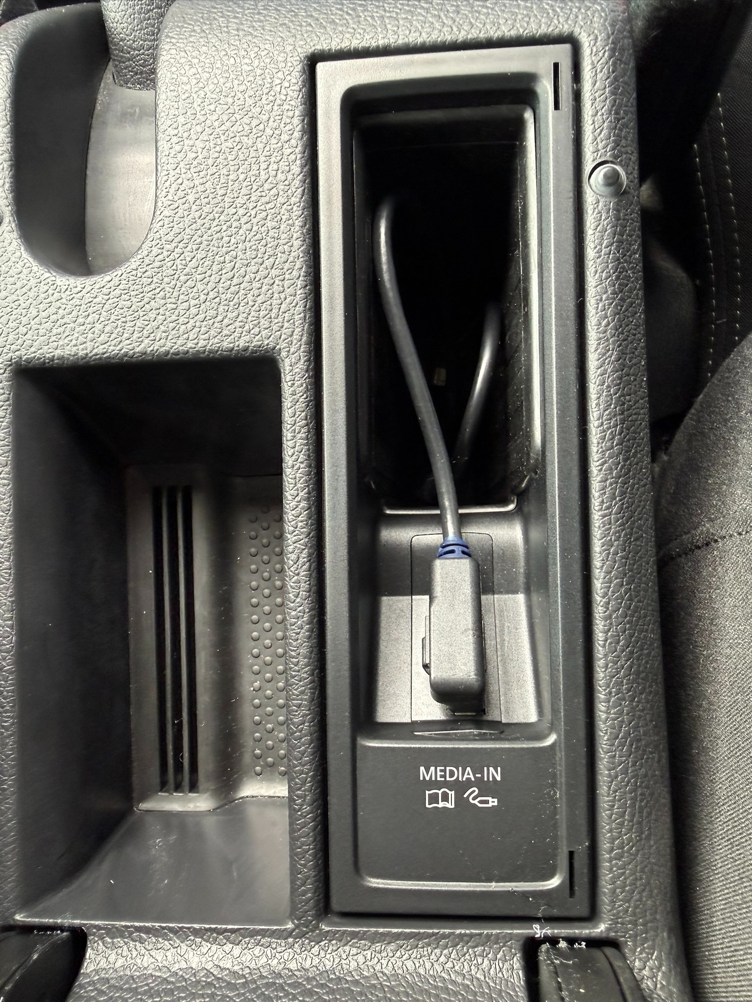 Used Volkswagen Scirocco 2011 for sale - 76568725: Photo 16