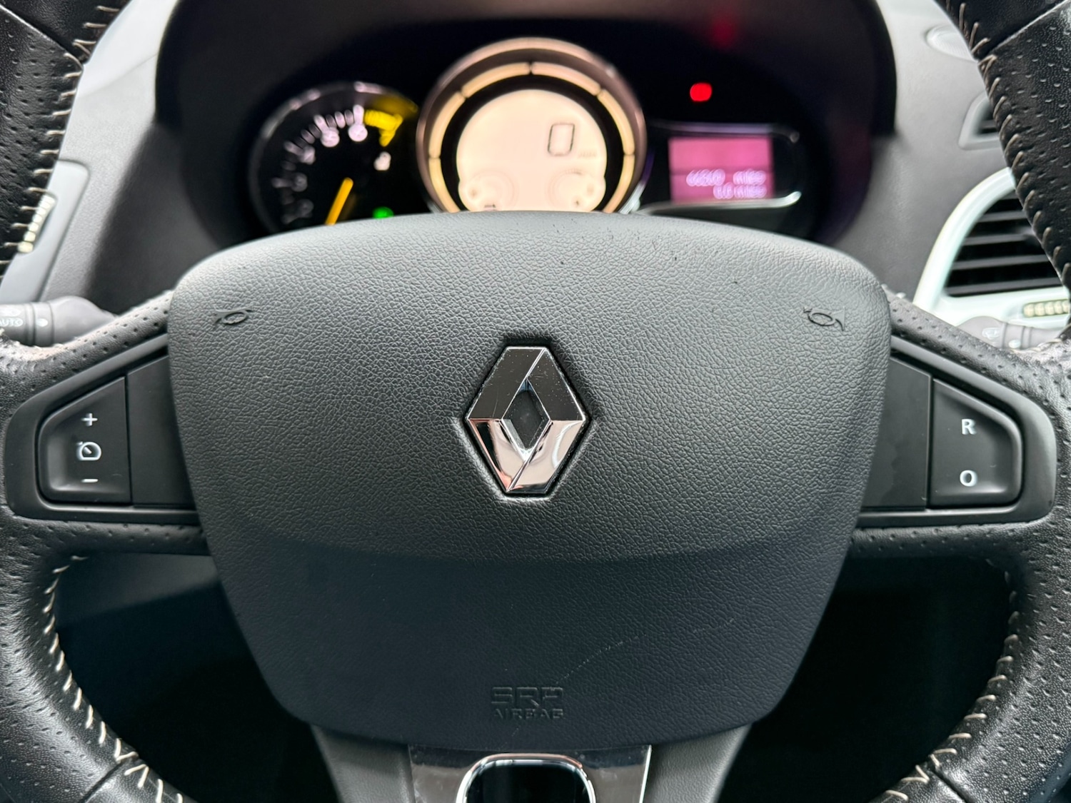 Used Renault Megane 2013 for sale - 77223035: Photo 18