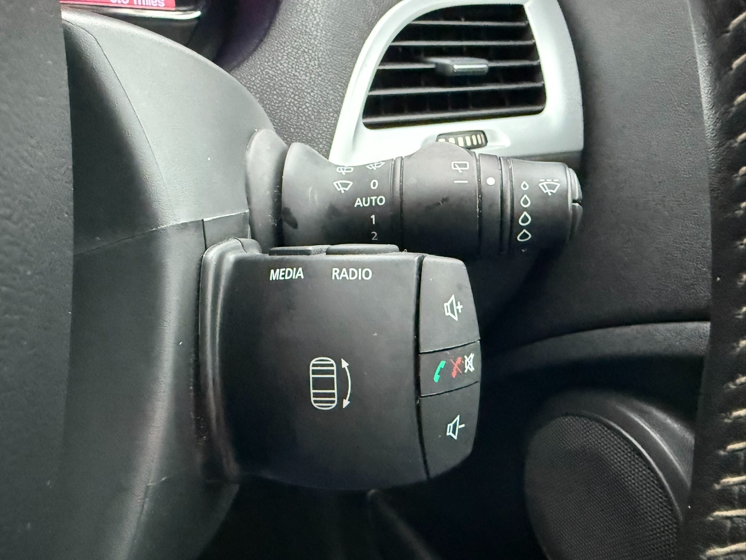 Used Renault Megane 2013 for sale - 77223035: Photo 19