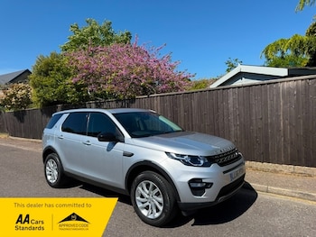 Used Land Rover Discovery Sport 2016 for sale - 78438842: Photo