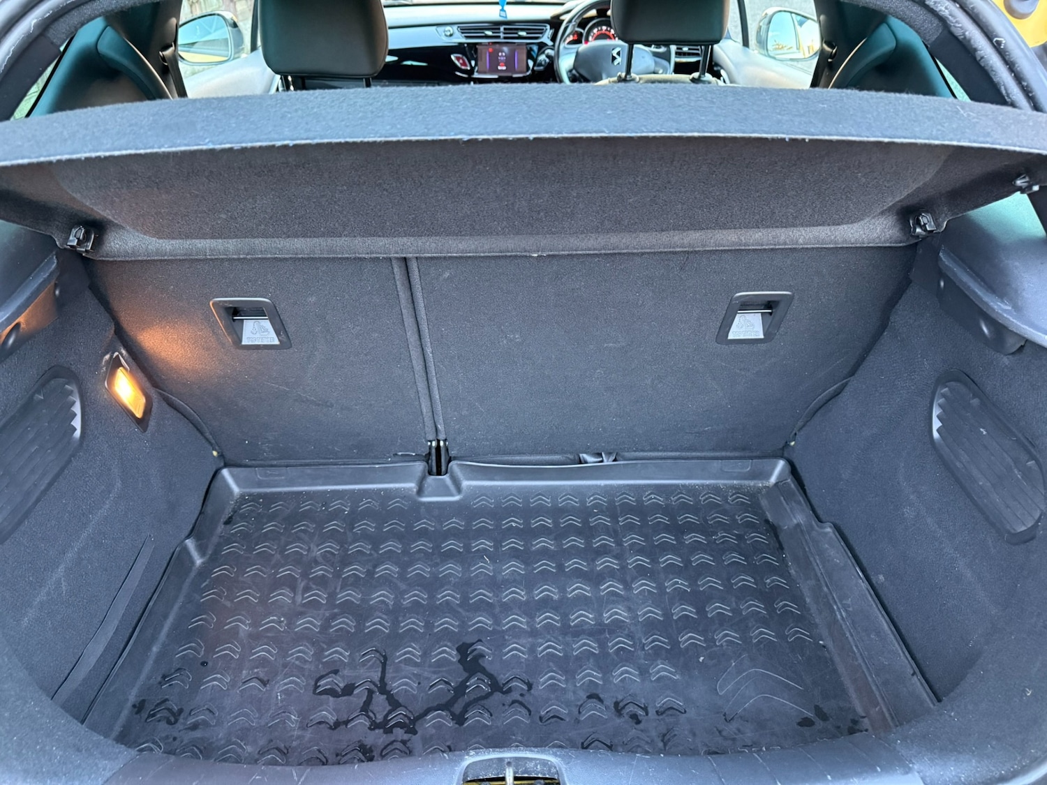 Used DS Automobiles DS 3 2017 for sale - 77113339: Photo 19