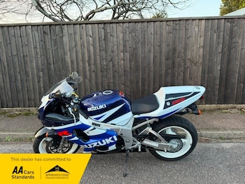 Used Suzuki GSX-R 2004 for sale - bike-77729657: Photo