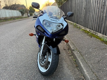 Used Suzuki GSX-R 2004 for sale - bike-77729657: Photo