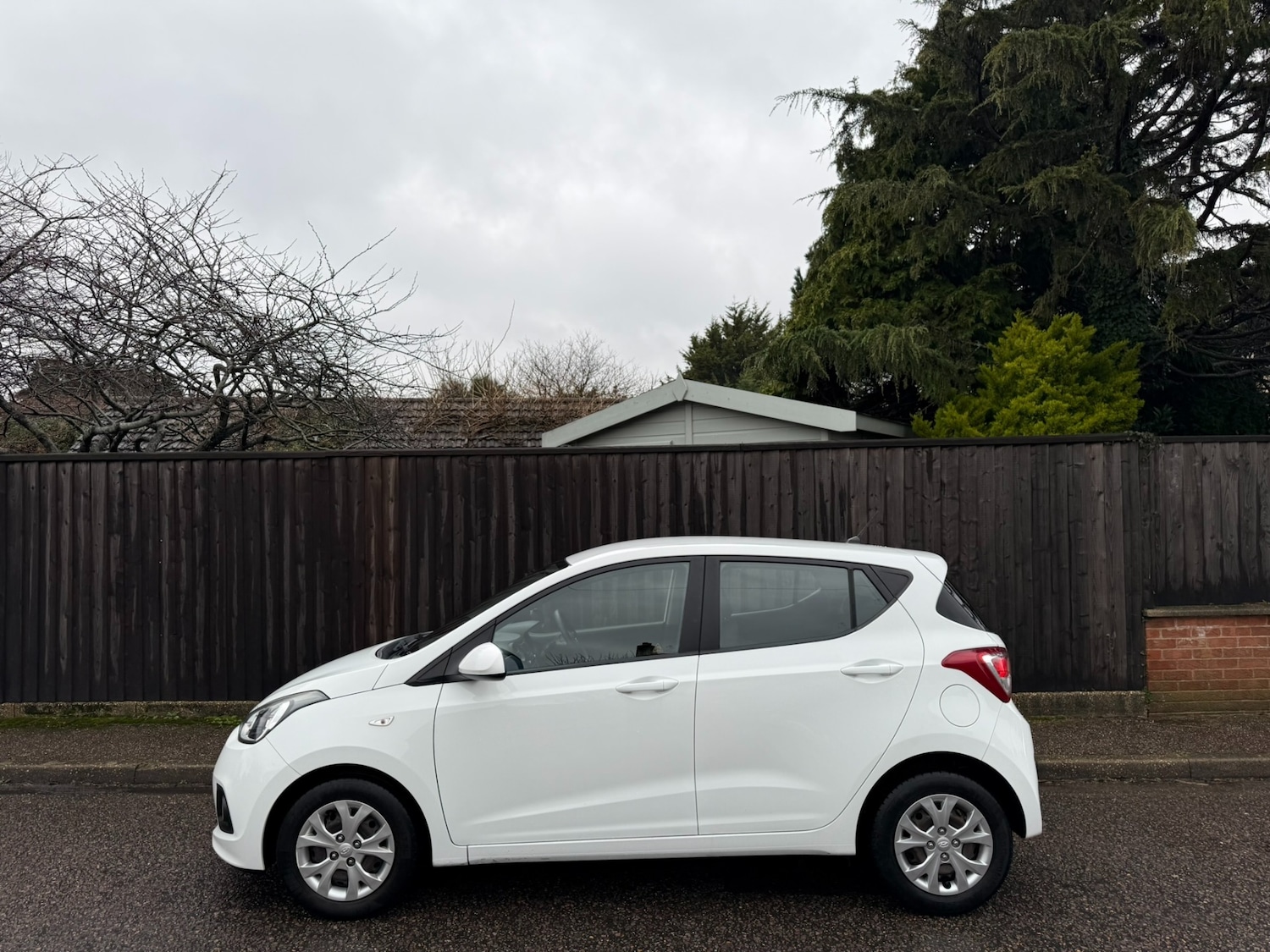 Used Hyundai i10 2015 for sale - 77418400: Photo 5